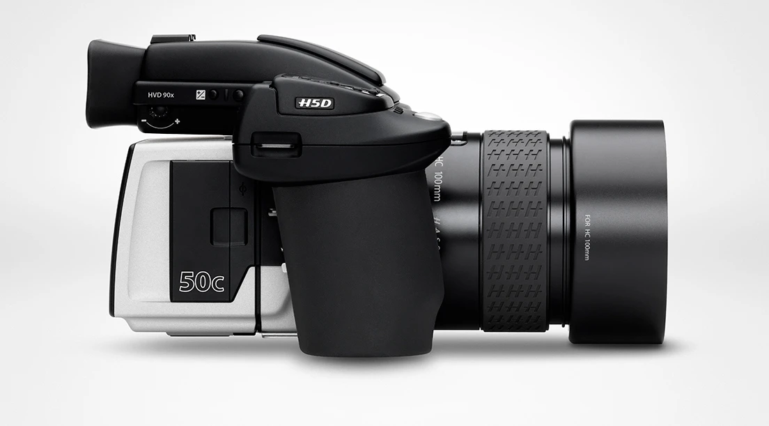 The Hasselblad H5D-50c features a 50-megapixel CMOS sensor which measures 32.9 x 43.8 mm