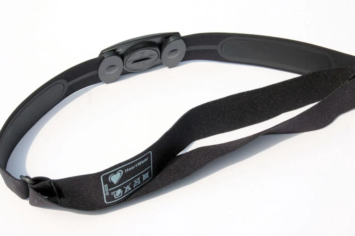 The entire belt weighs just 46 grams