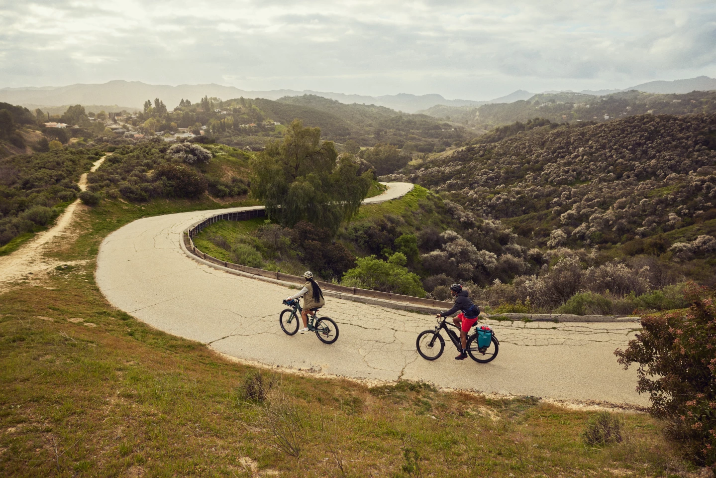 Whether riders are heading to the coffee shop, the park, school or that secret beach off the main path, Cannondale says that its Adventure Neo Allroad ebikes will get them there