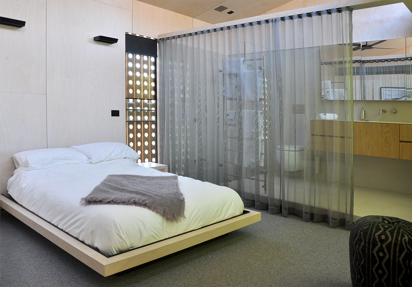 The master bedroom (Photo: Edoardo Campanale for Gizmag)