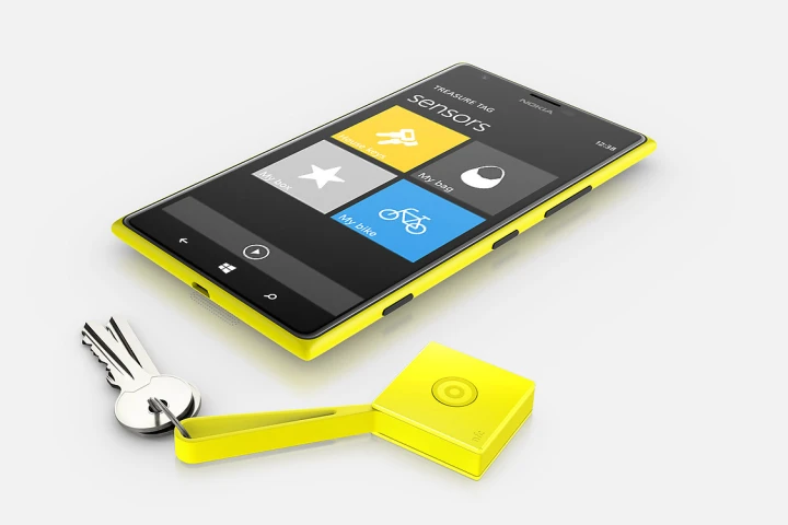 Nokia Treasure Tag pairs with your phone, alerting you when the two get separated