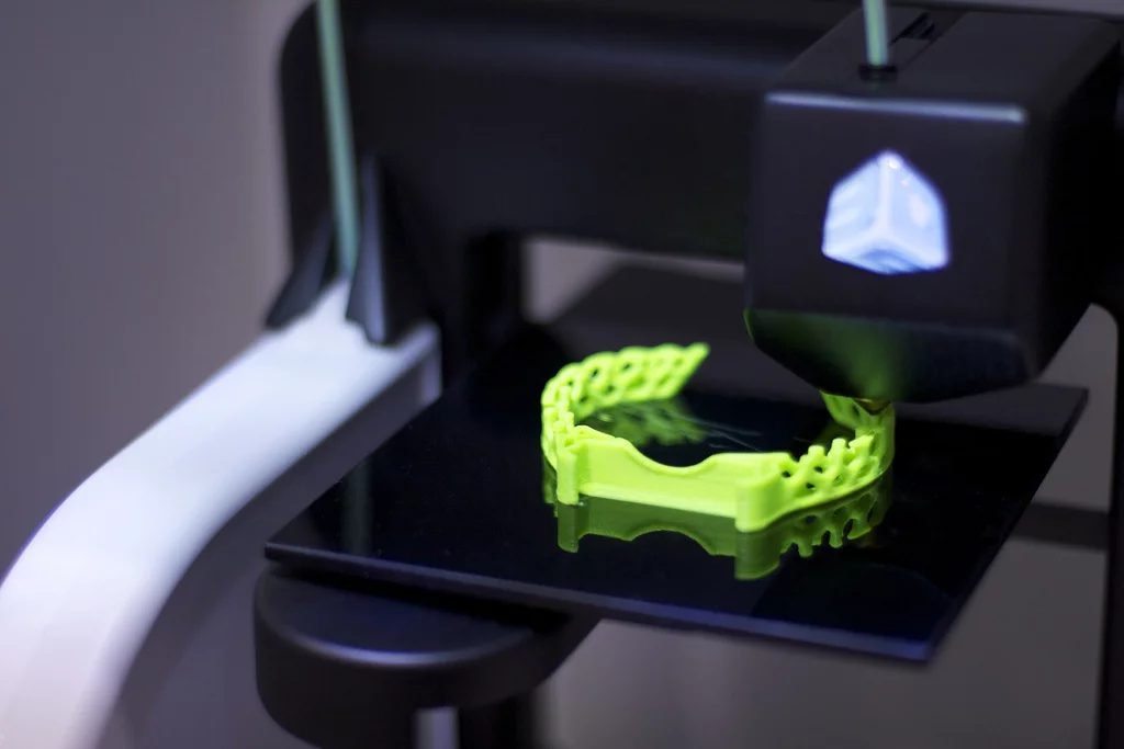 3D Systems' Cubify 3D printer is ready to work right out of the box