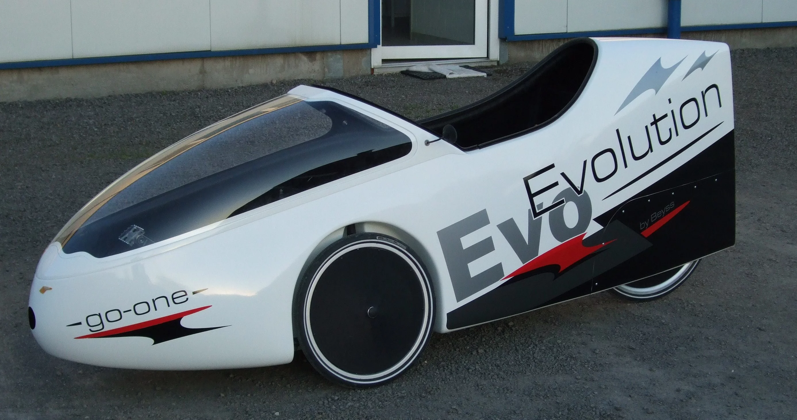 The Beyss Go-One Evolution, with its hatch removed