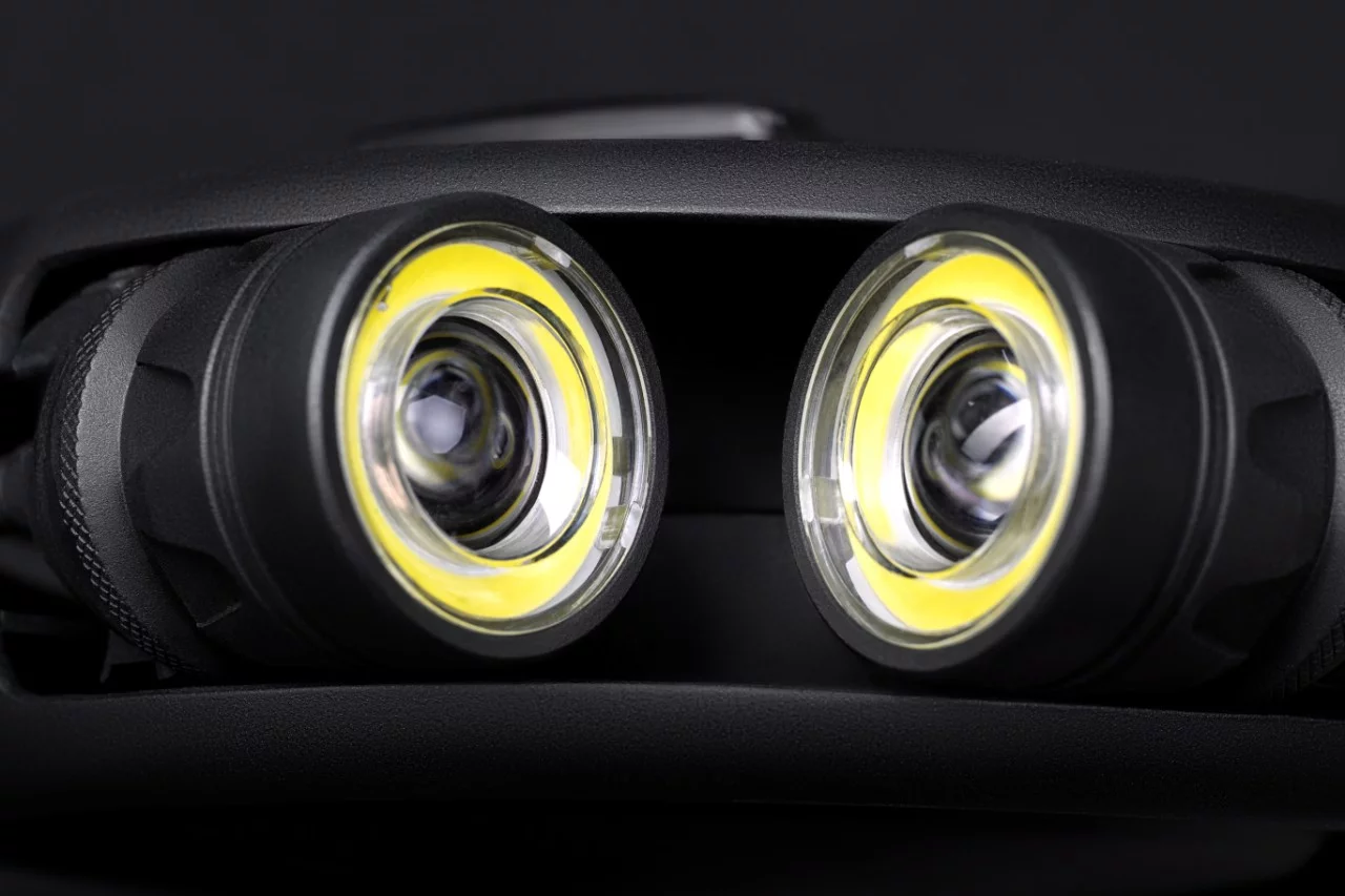 Heads also have built-in low power LED rings that allow a power saving mode