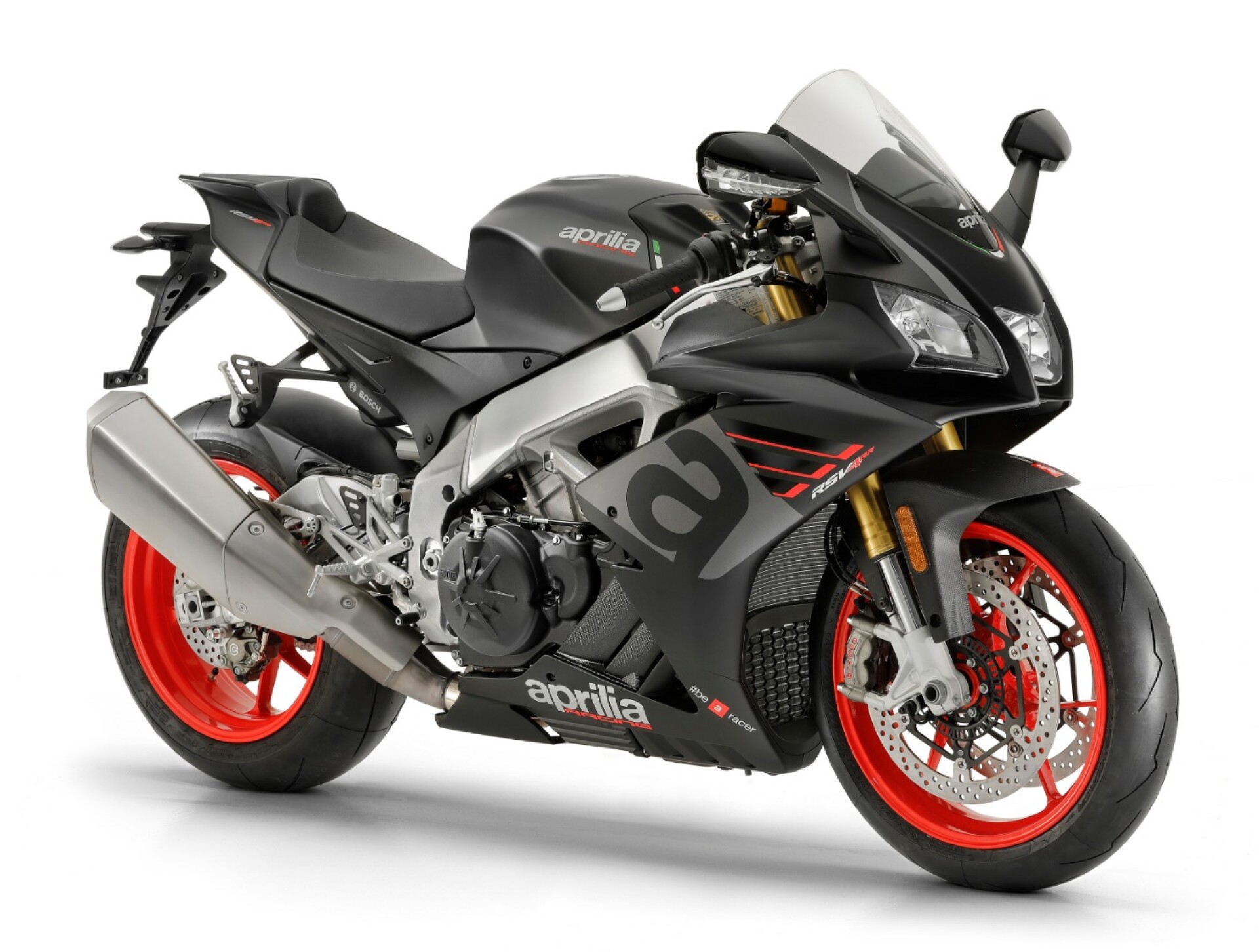 Aprilia&rsquo;s wild, winged RSV4 1100 Factory superbike looks 