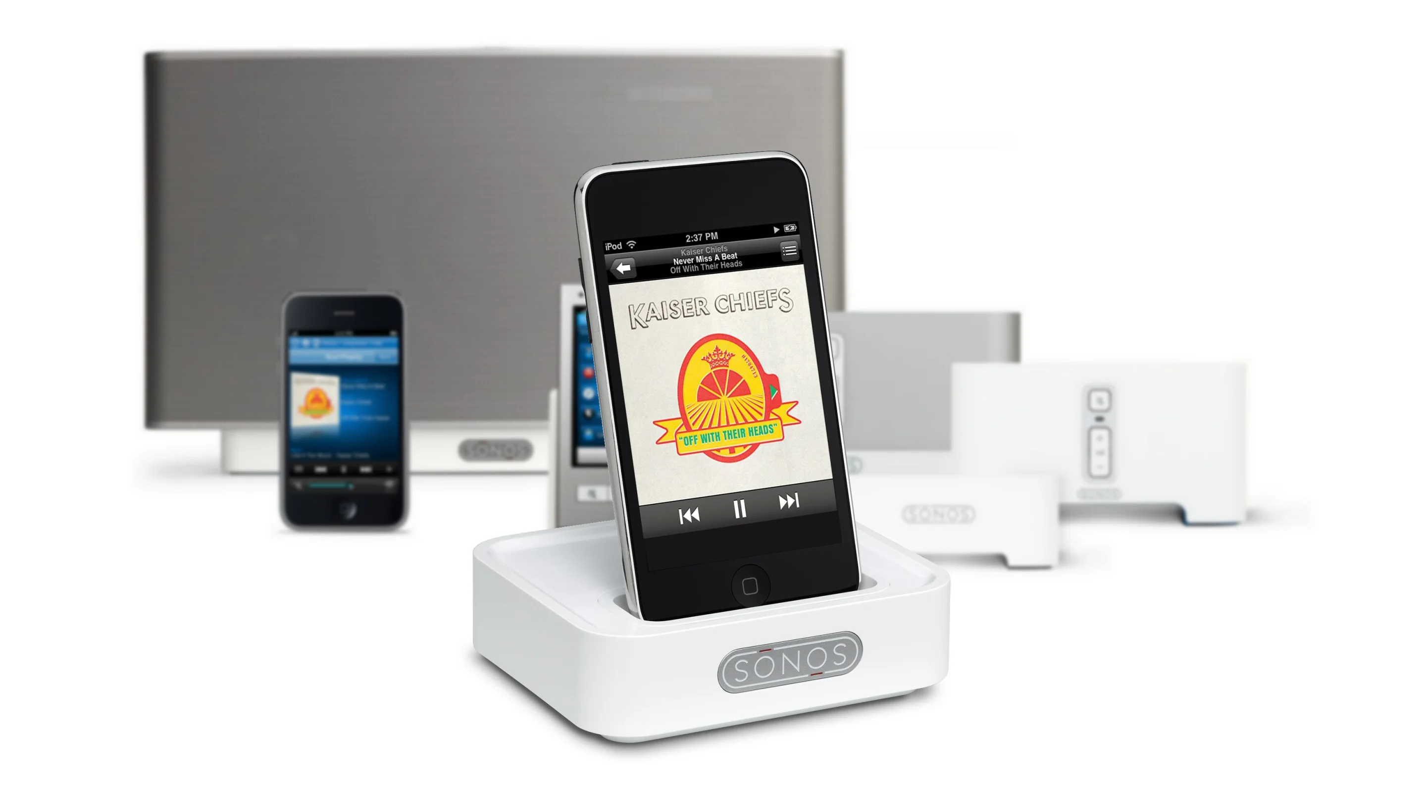 A wireless dock has been produced by Sonos to allow iPod and iPhone users a means of streaming music to the company's multi-room music system