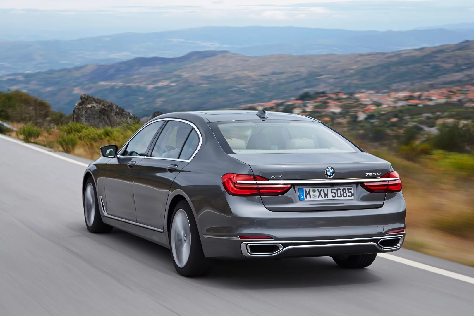 We're big fans of the 7 Series' styling