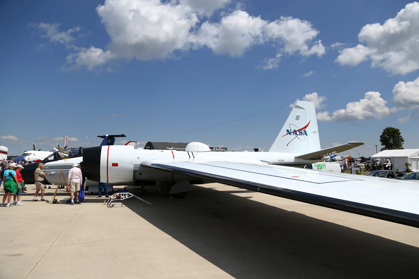 The WB-57 is capable of carrying payloads of 4,000 lb and has been used for high altitude weather research for Apollo space launches (Photo: Angus MacKenzie/Gizmag.com)