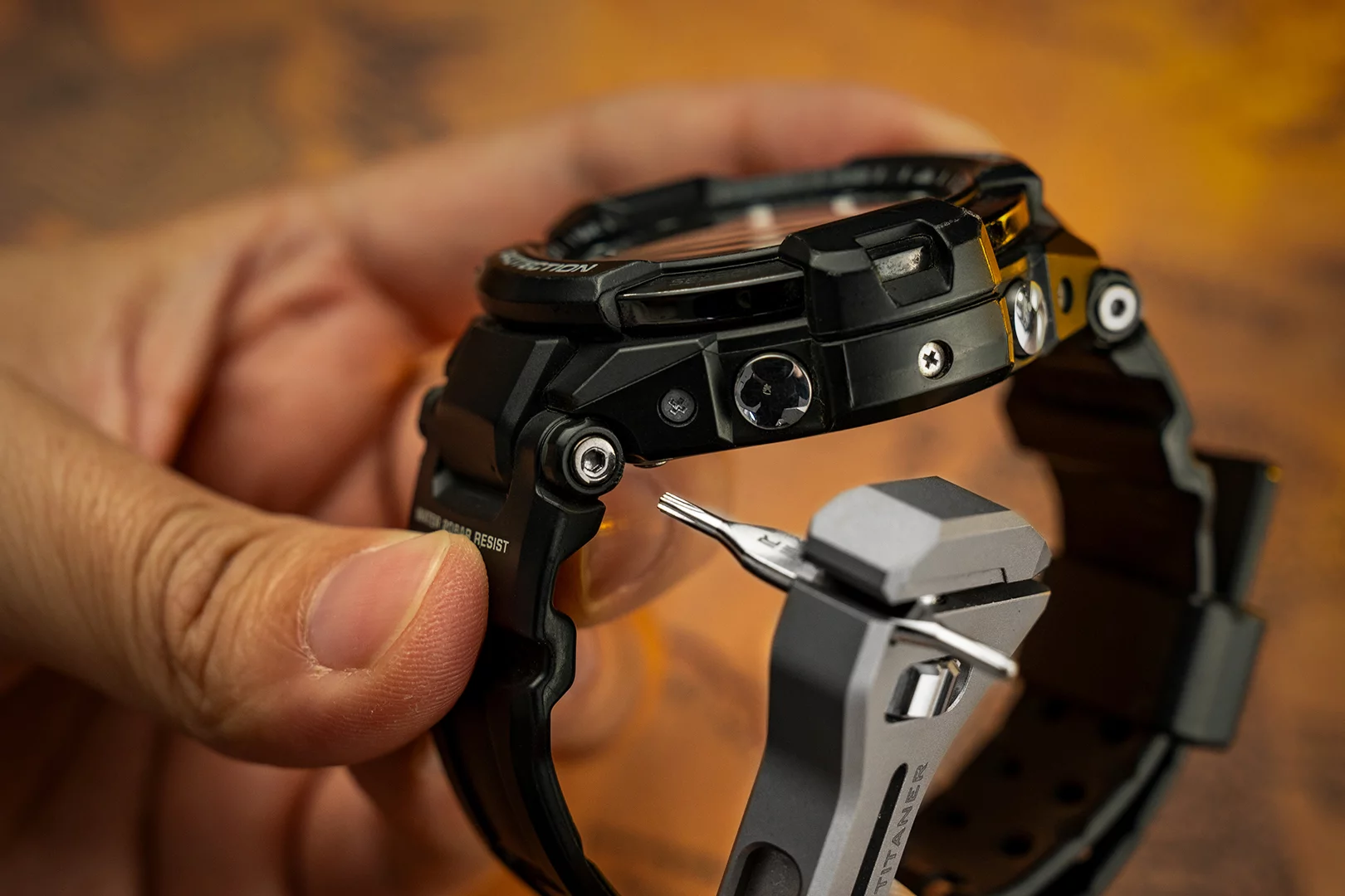 The included detachable bit in action