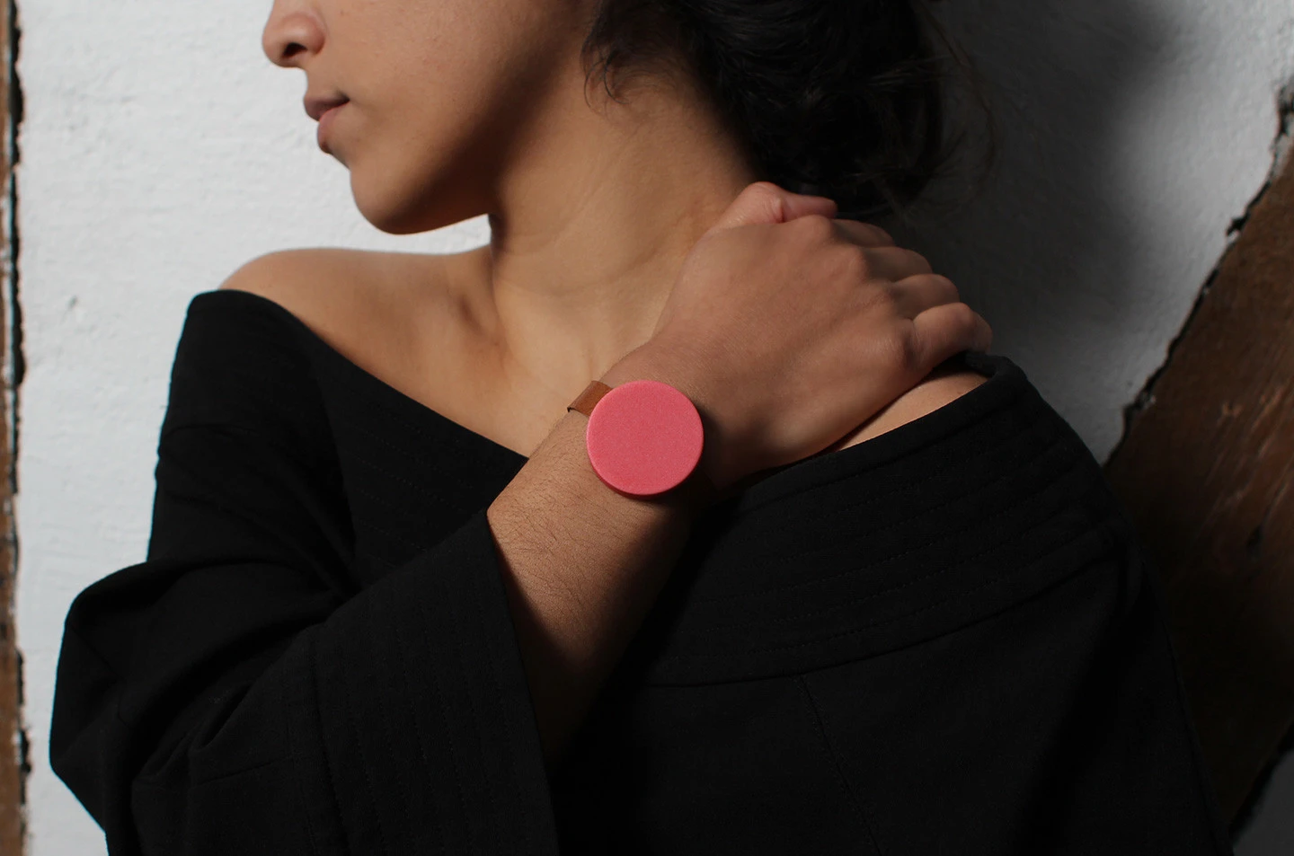 Durr is worn on your wrist in the same way as any other watch