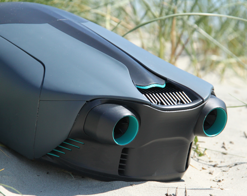 Student designs and builds underwater jetpack, aims to start production in 2019