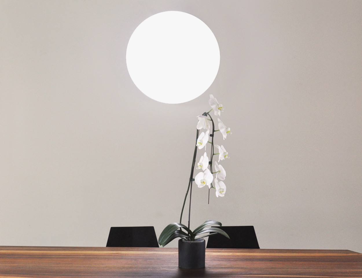 Sunn Light A smart light that mimics the sun's movements