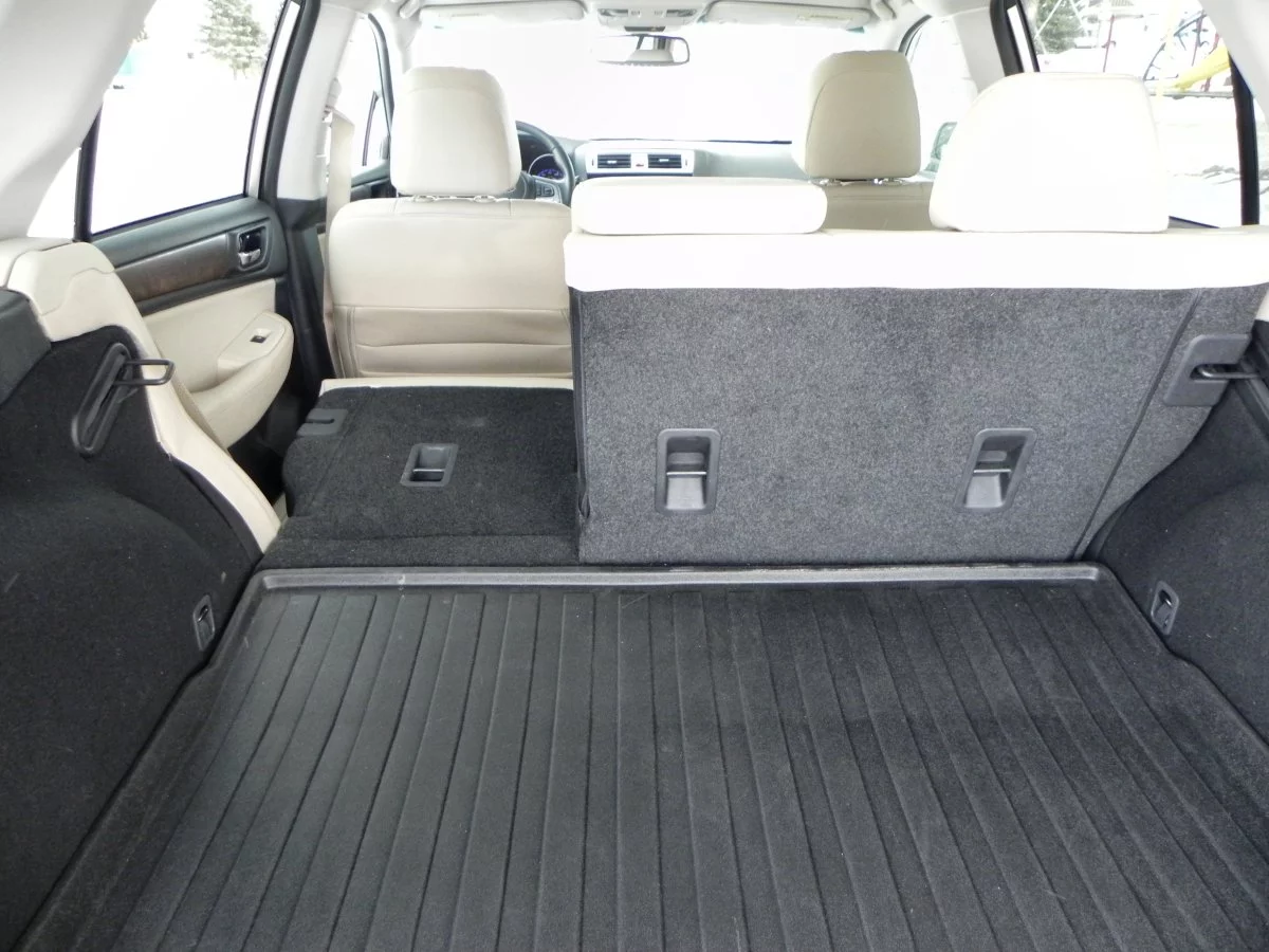 Dropping those rear seats to open the space to 73.3 cubes (2,076 liters)