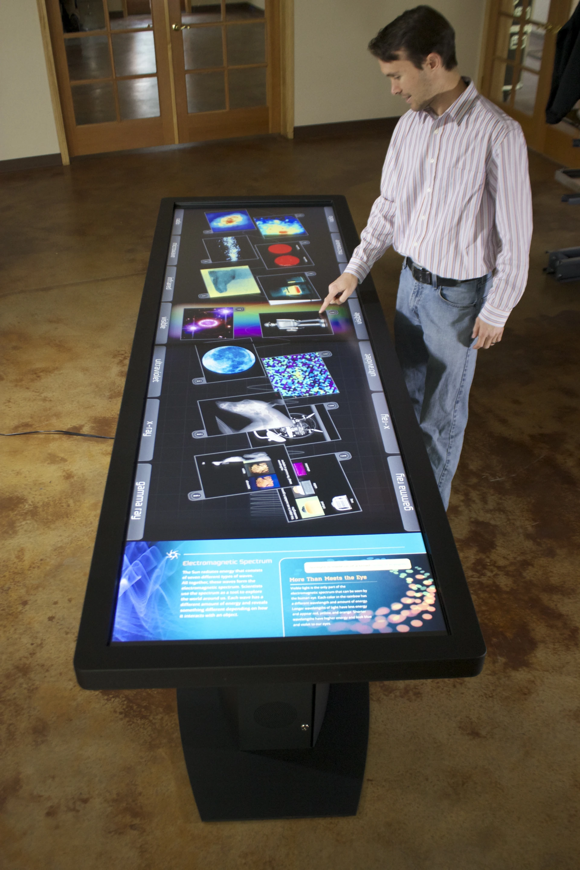 The Pano has an integrated computer workstation that's powered by an Intel i7-3770 quad core processor, and supported by 8 GB of DDR3 system memory and dual 500 GB SATA II HDD storage