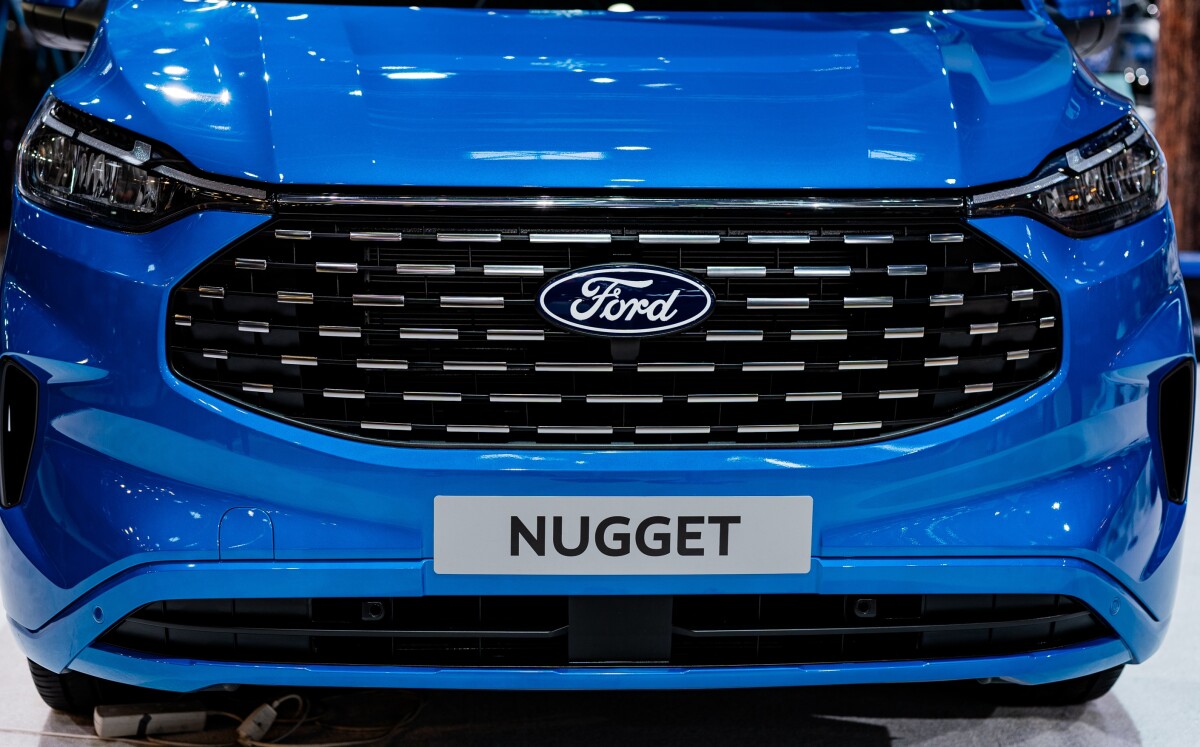 New Ford Nugget camper van goes old school with splash of retro