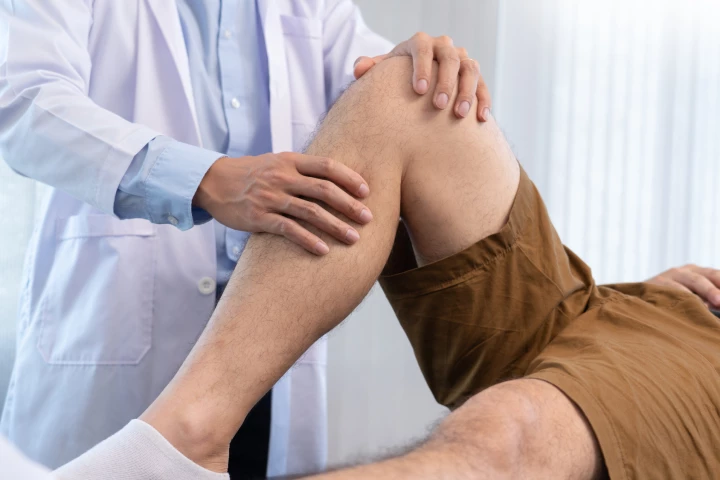 Researchers have looked for the cause of creaking knees