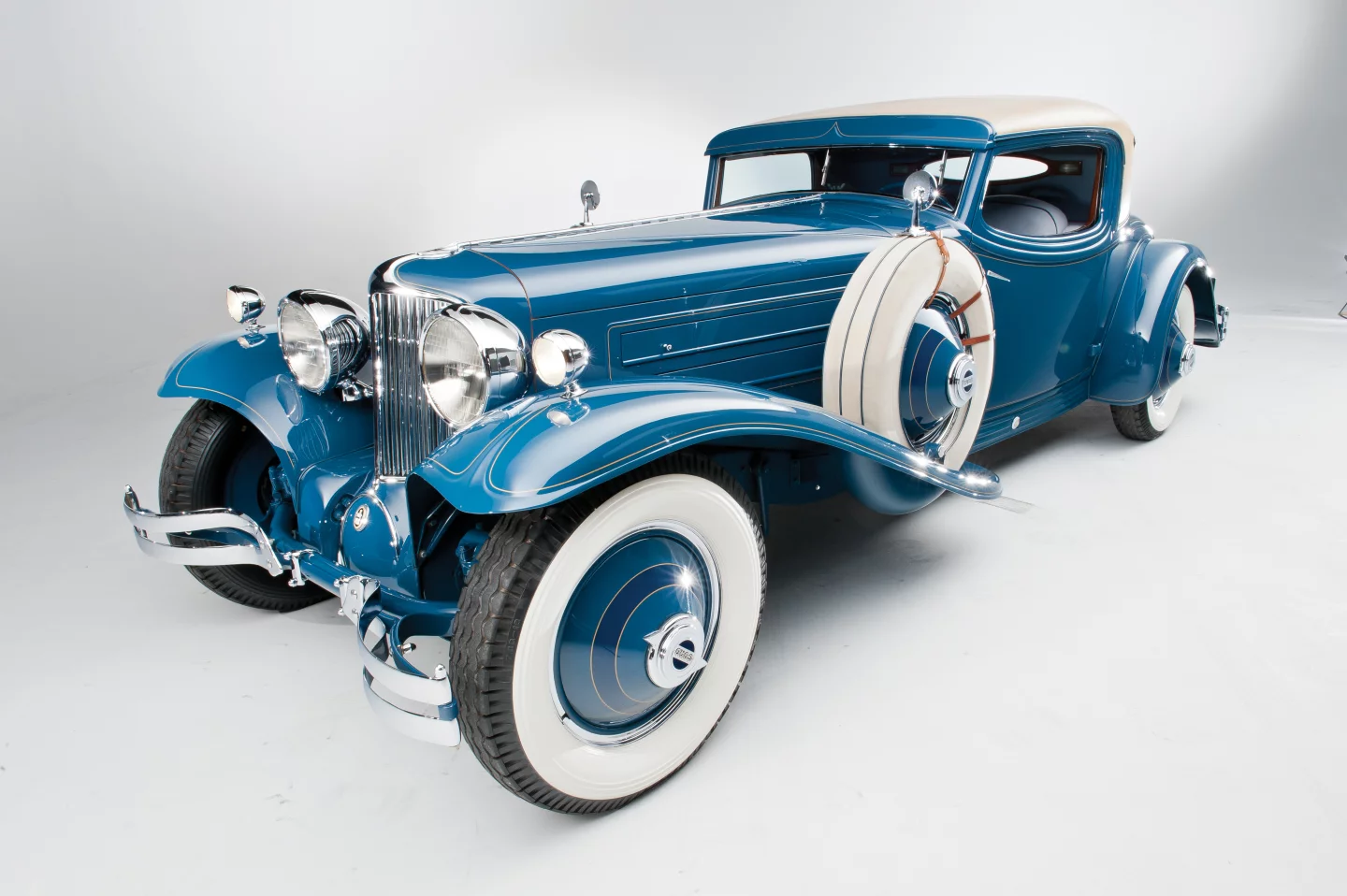 The Cord L-29 had hydraulic drum brakes all round. Image Â© RM Auctions and Darin Schnabel