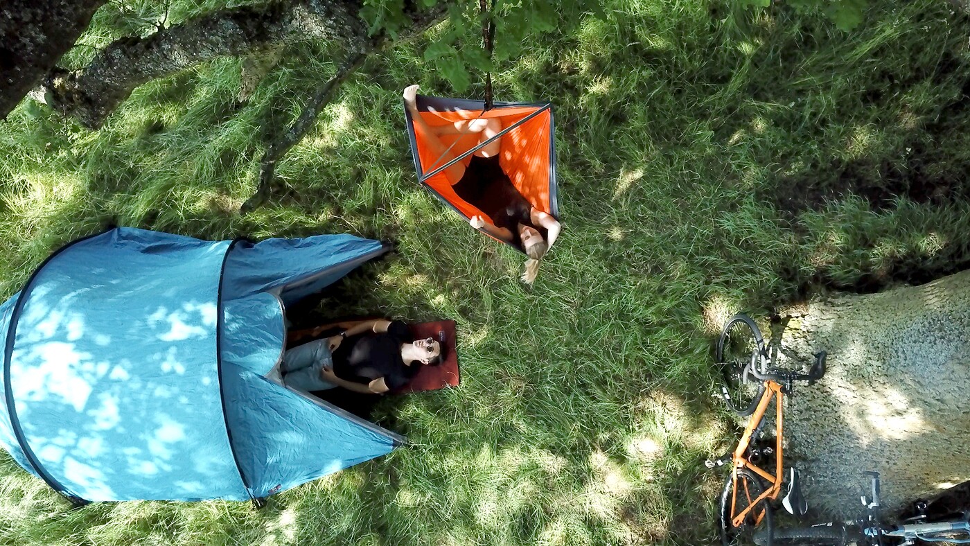 The SkyFloat hangs from a single point with the included daisy chain and carabiner