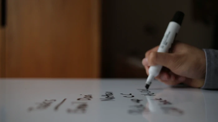 Wrap turns an entire desktop into a dry erase board