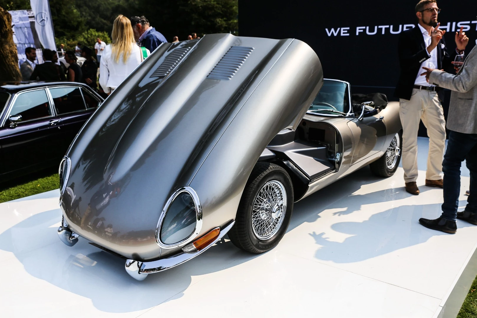 The Jaguar E-Type Zero Concept will become a reality in 2020