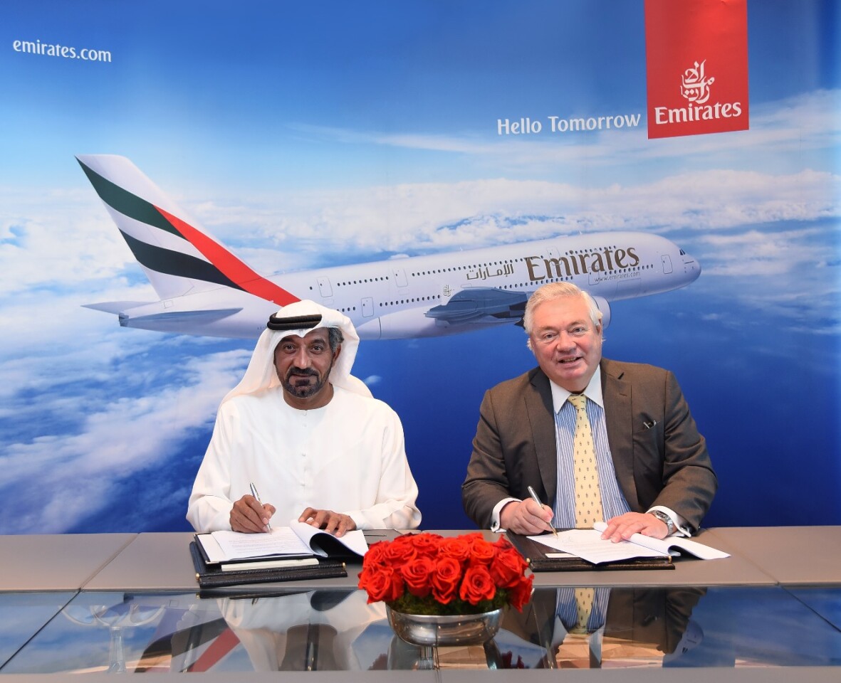 Signing the Memorandum of Understanding in Dubai