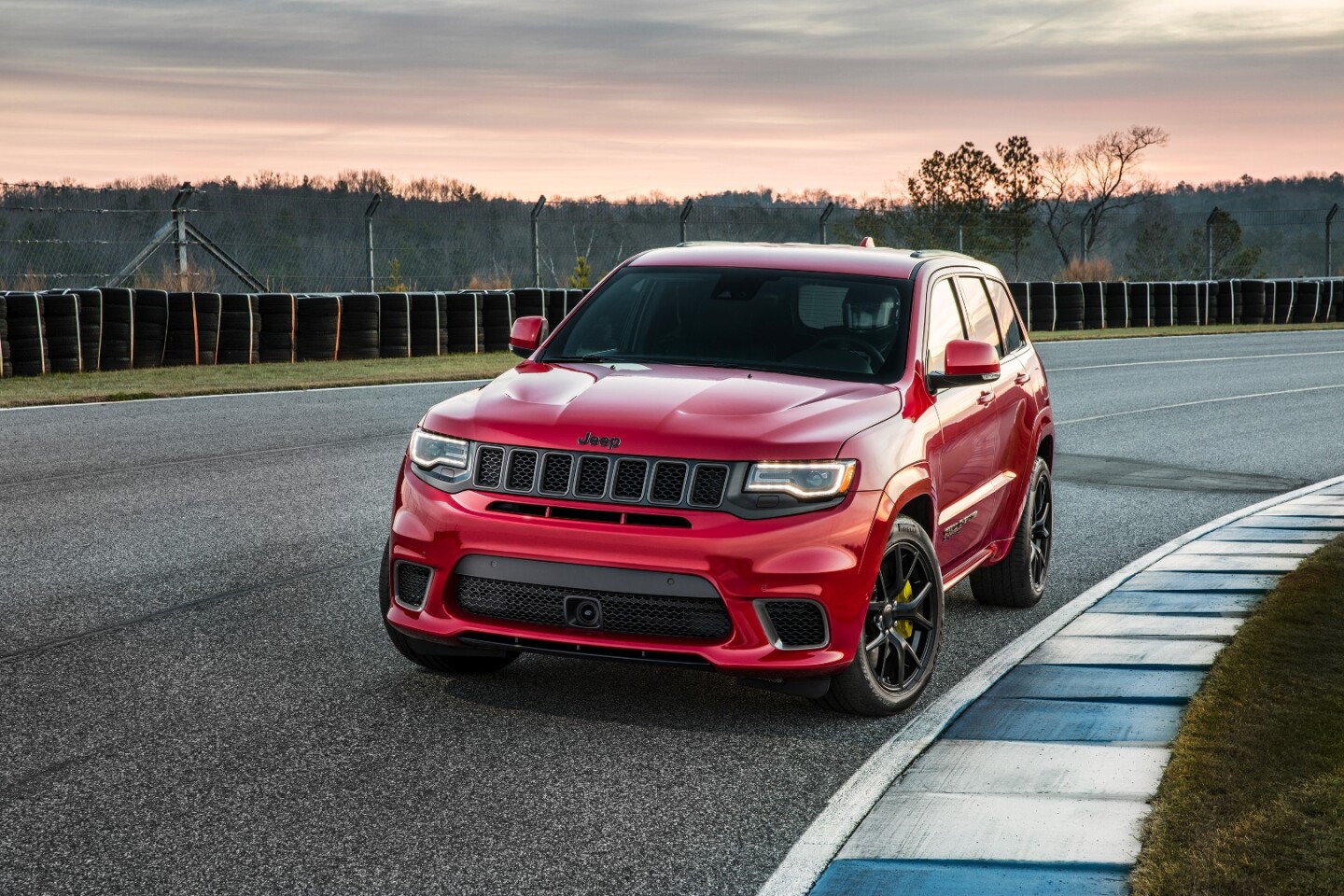 Jeep puts a price on the highpowered SUV glory of its Trackhawk Jeep puts a price on the highpowered SUV glory of its Trackhawk