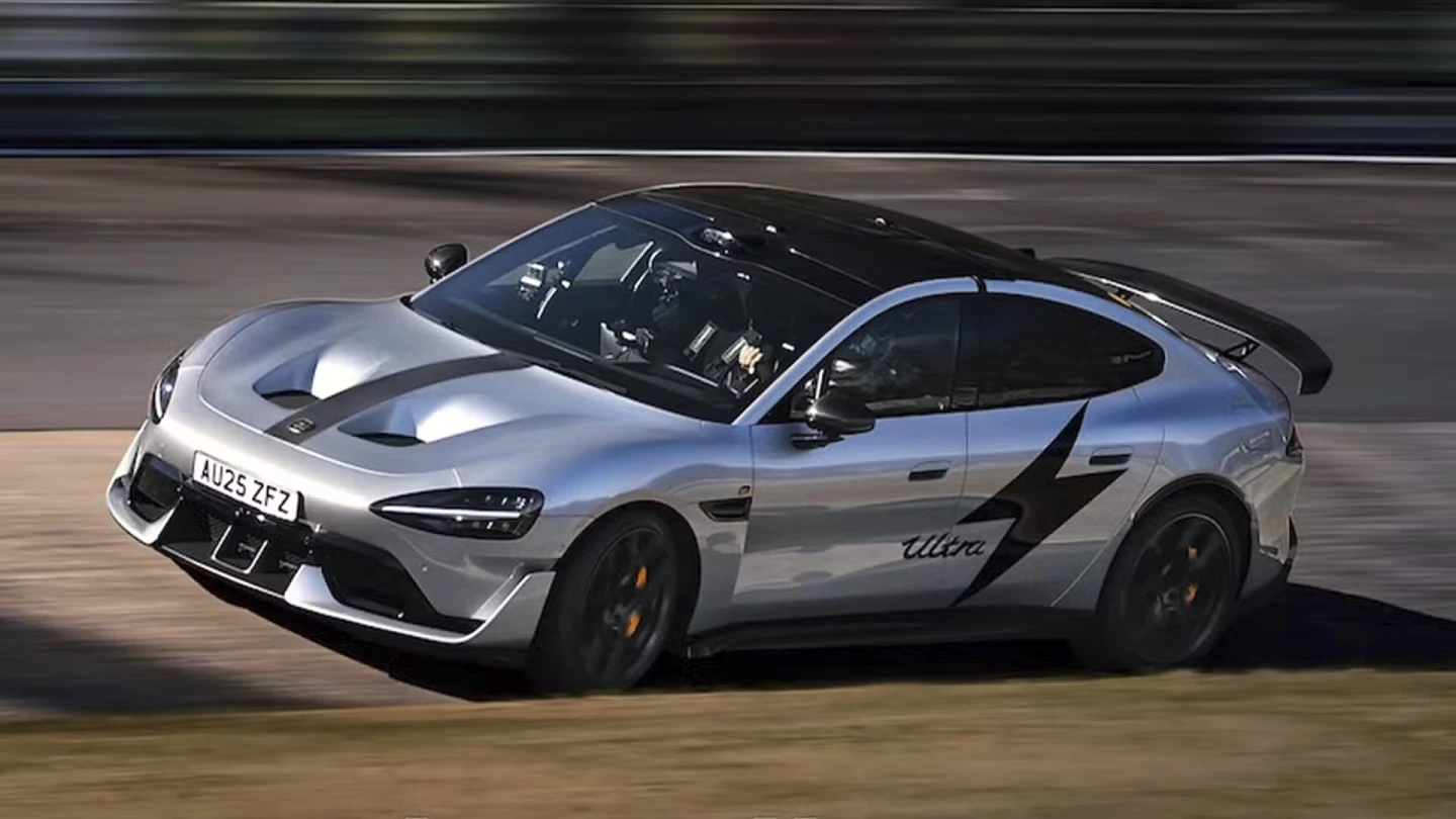 The "offending" Xiaomi SU7 Ultra that just took the production EV lap record, in all its 4-door glory