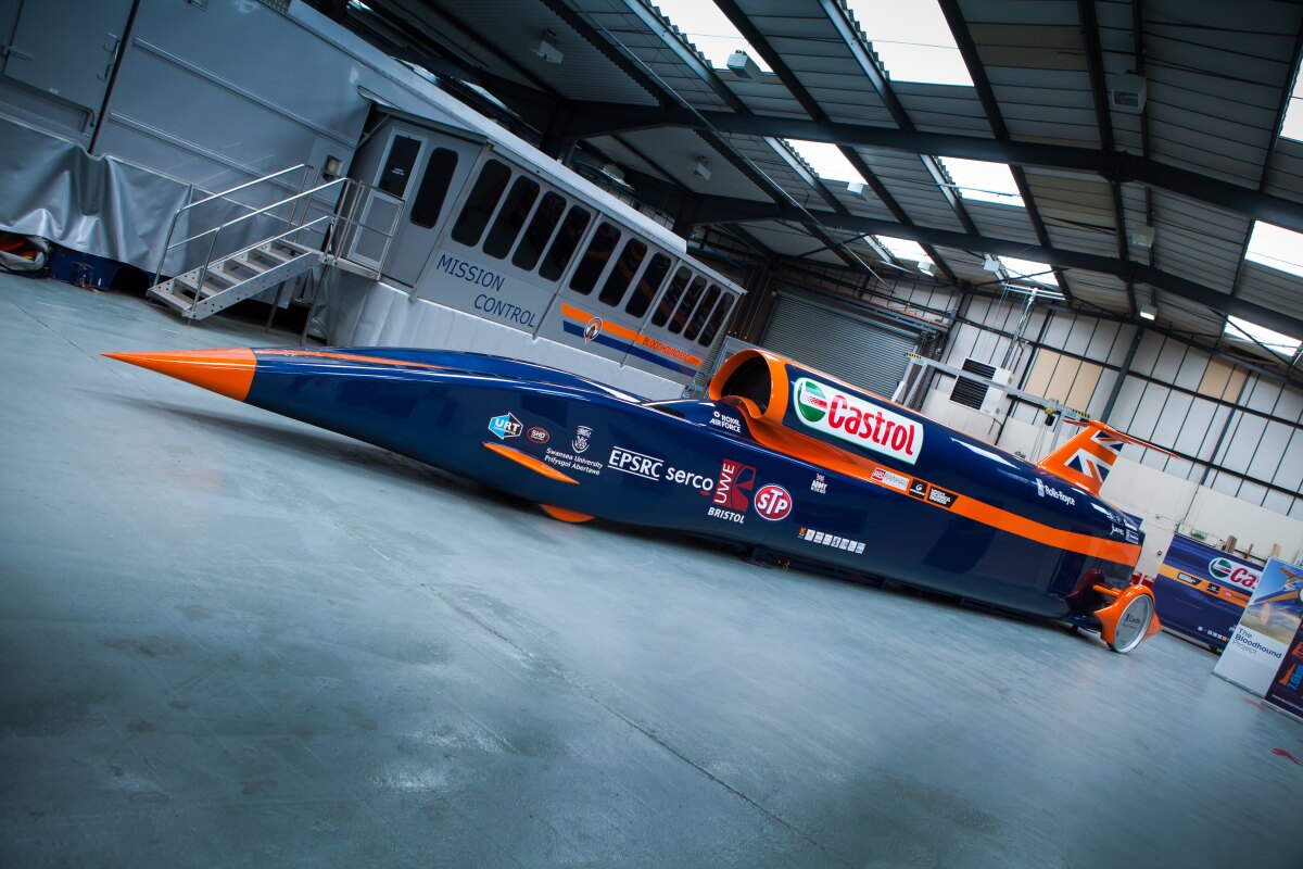 Bloodhound's windscreen is comprised of two layers of acrylic that are heated and stretched then bonded together thicker to produce a windshield that is thicker than a fighter jets and capable of withstanding a 1 kg (2.2 lb) hit up to 900 mph (1448 km/h) (Photo: Stefan Marjoram)