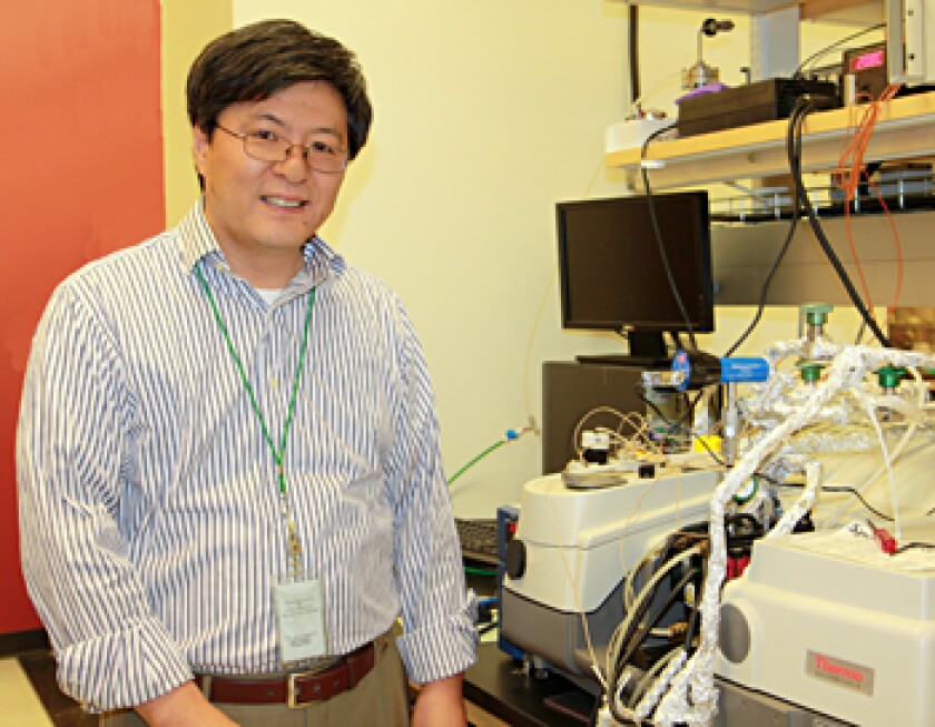 Dr. Kyeongjiae "K.J." Cho, professor of materials science and engineering and physics at UT Dallas (Photo: University of Texas at Dallas)