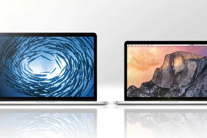 Gizmag compares the features and specs of the just-updated 15-in Retina MacBook Pro (left) with its 13-in counterpart