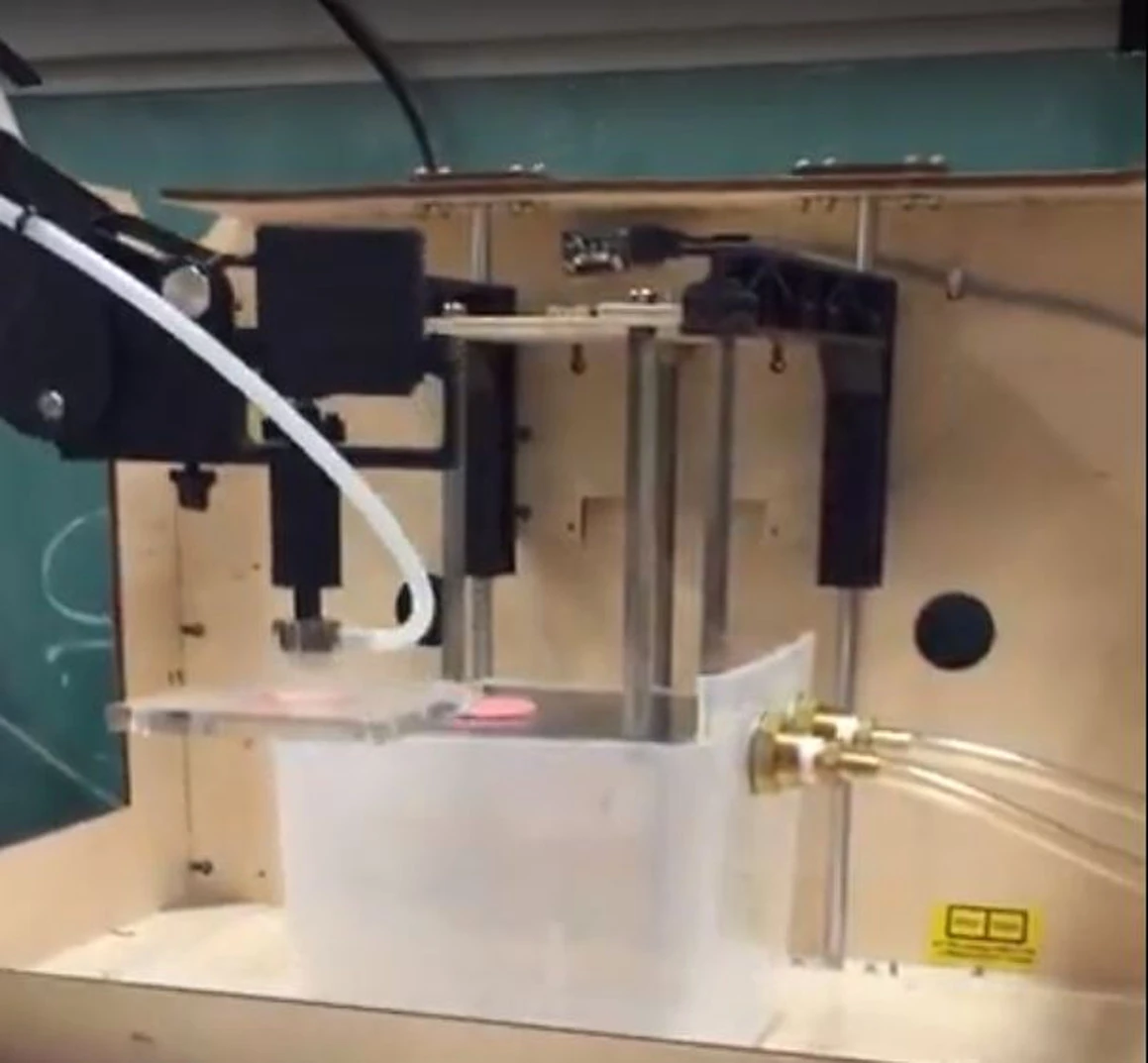 The new system uses 3D printing, a robotic arm, and freezing to scale up biomaterial manufacturing