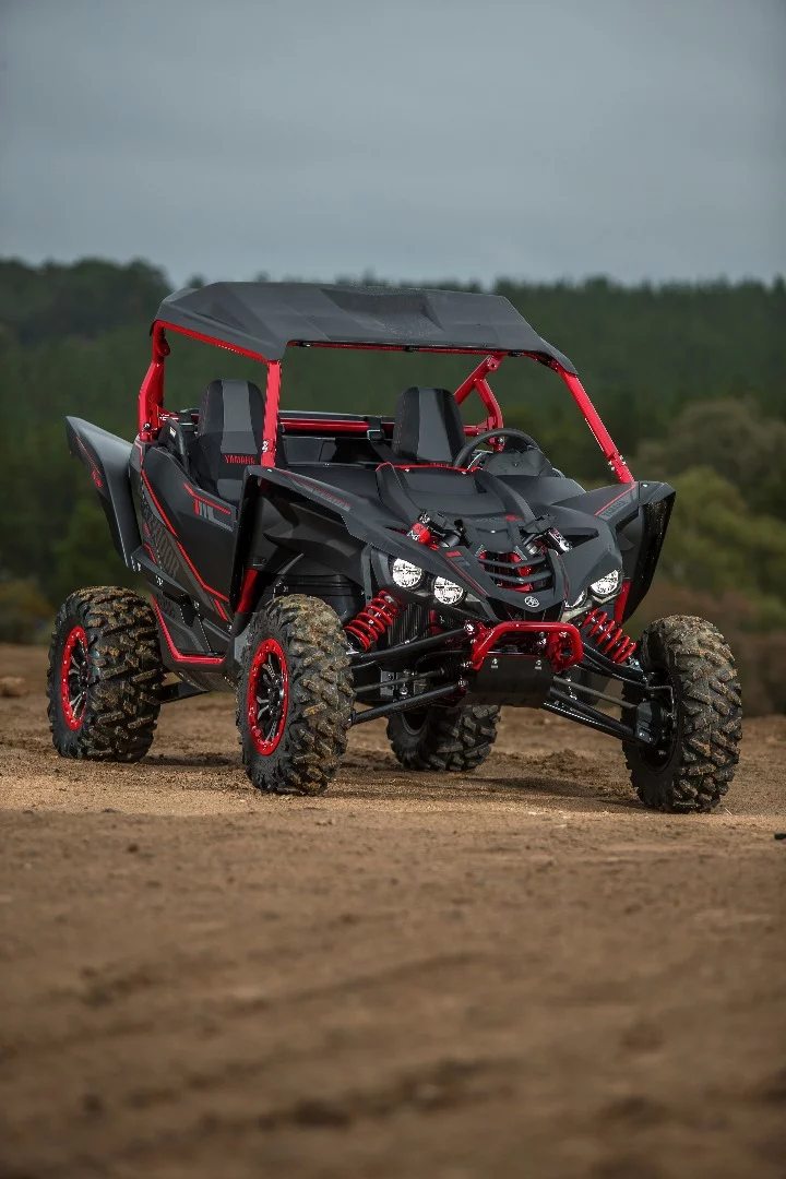 Yamaha YXZ1000R SS SE: an aggressive looking beast, even at a standstill