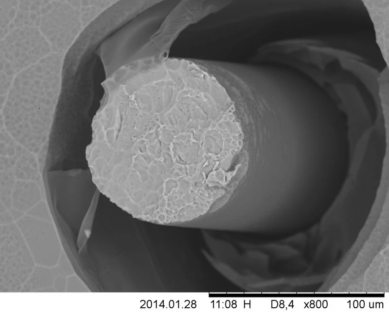 Silicon fiber core