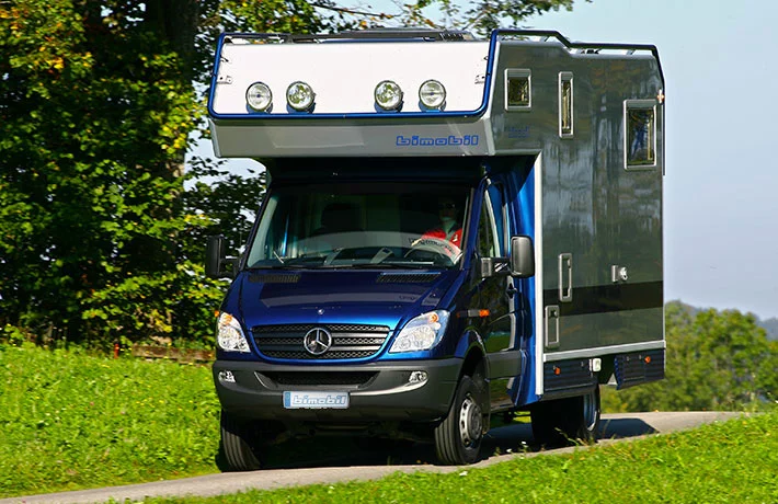 Assuming Bimobil transfers the same rugged 4x4 LBX 365 design over to the third-generation Sprinter, it will be the first overland adventure vehicle with MBAC