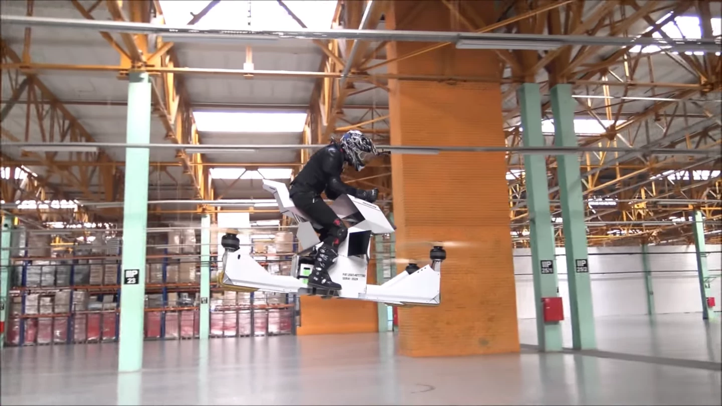 The Hoversurf Scorpion is a Russian multirotor hoverbike for the very brave