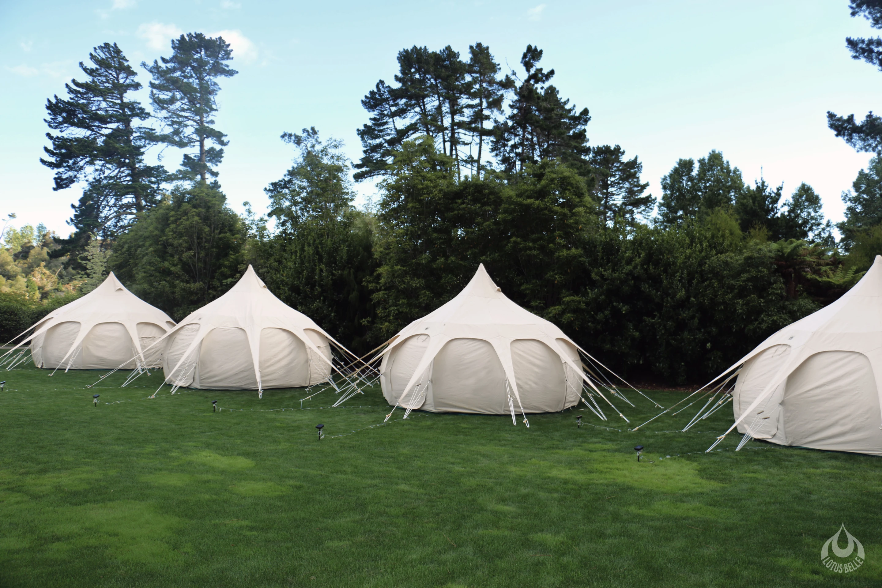 Outback Deluxe is popular for festival or farmers market traders