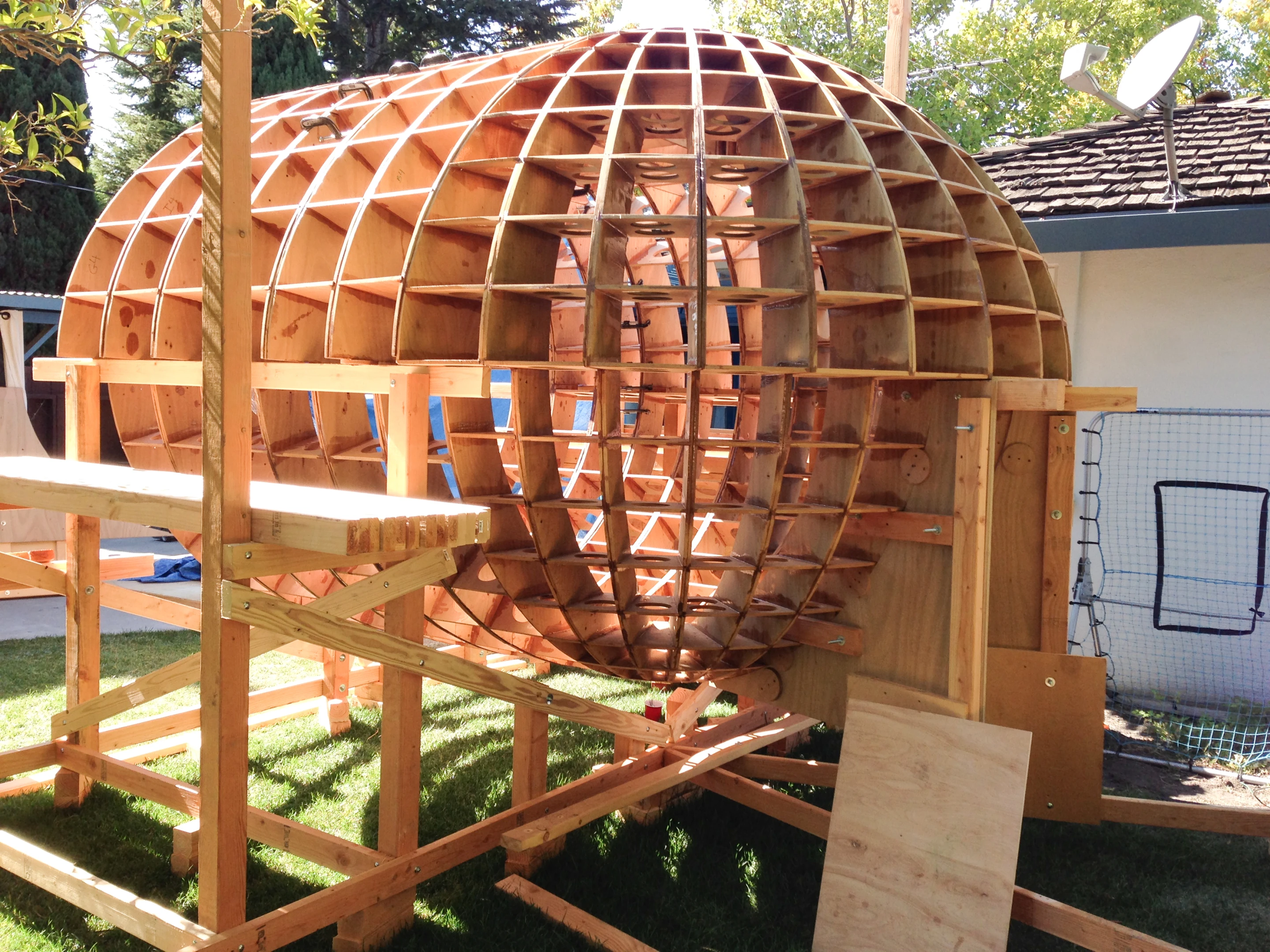 Tsunamiball will be tested first in a swimming pool, and then the ocean (Photo: Chris Robinson)