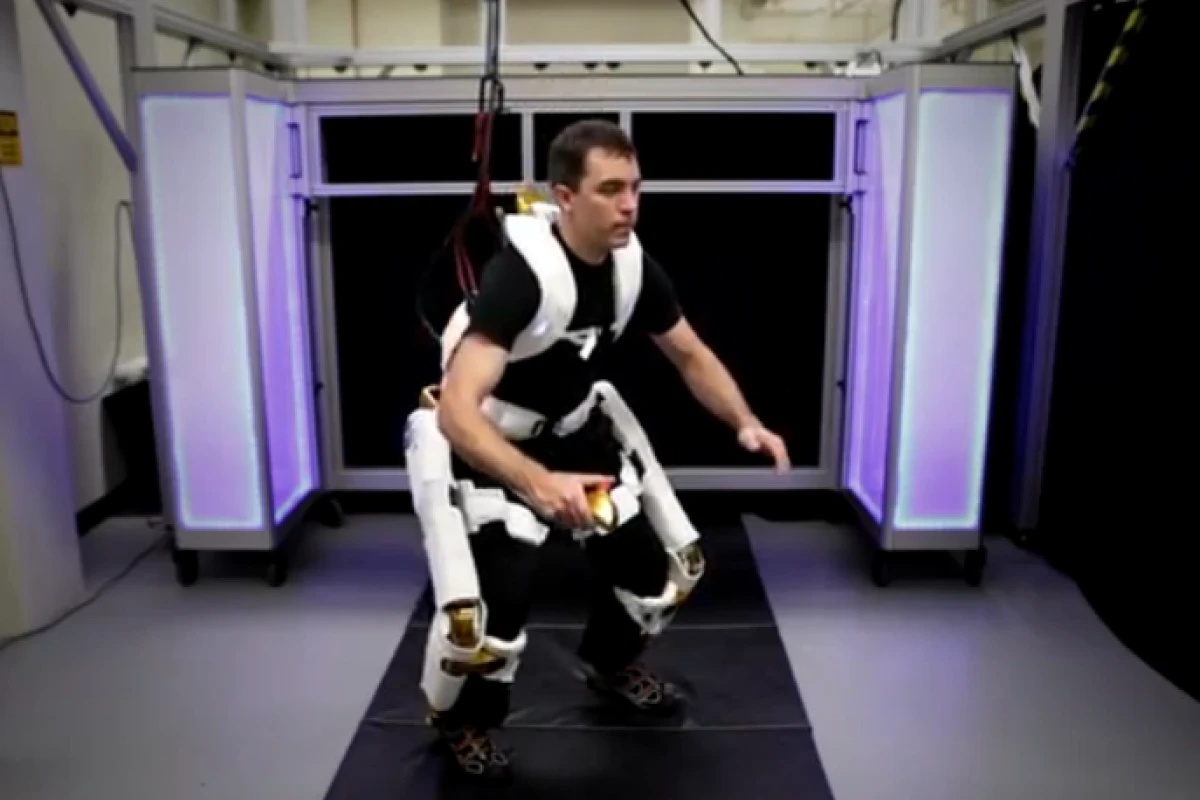 The X1 Robotic Exoskeleton (Image: NASA)