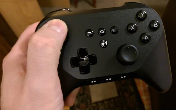 The controller is well built and quite responsive