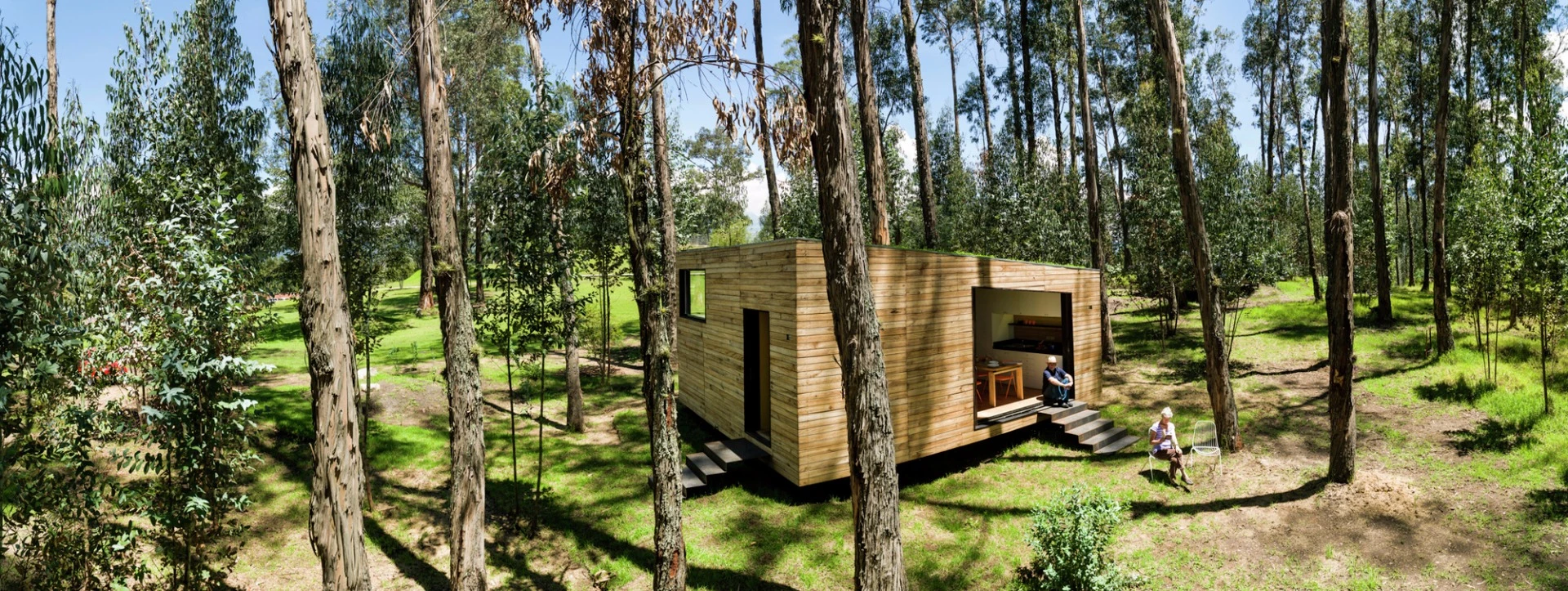 The green roof was made with double asphalt and seals the home in a watertight shell