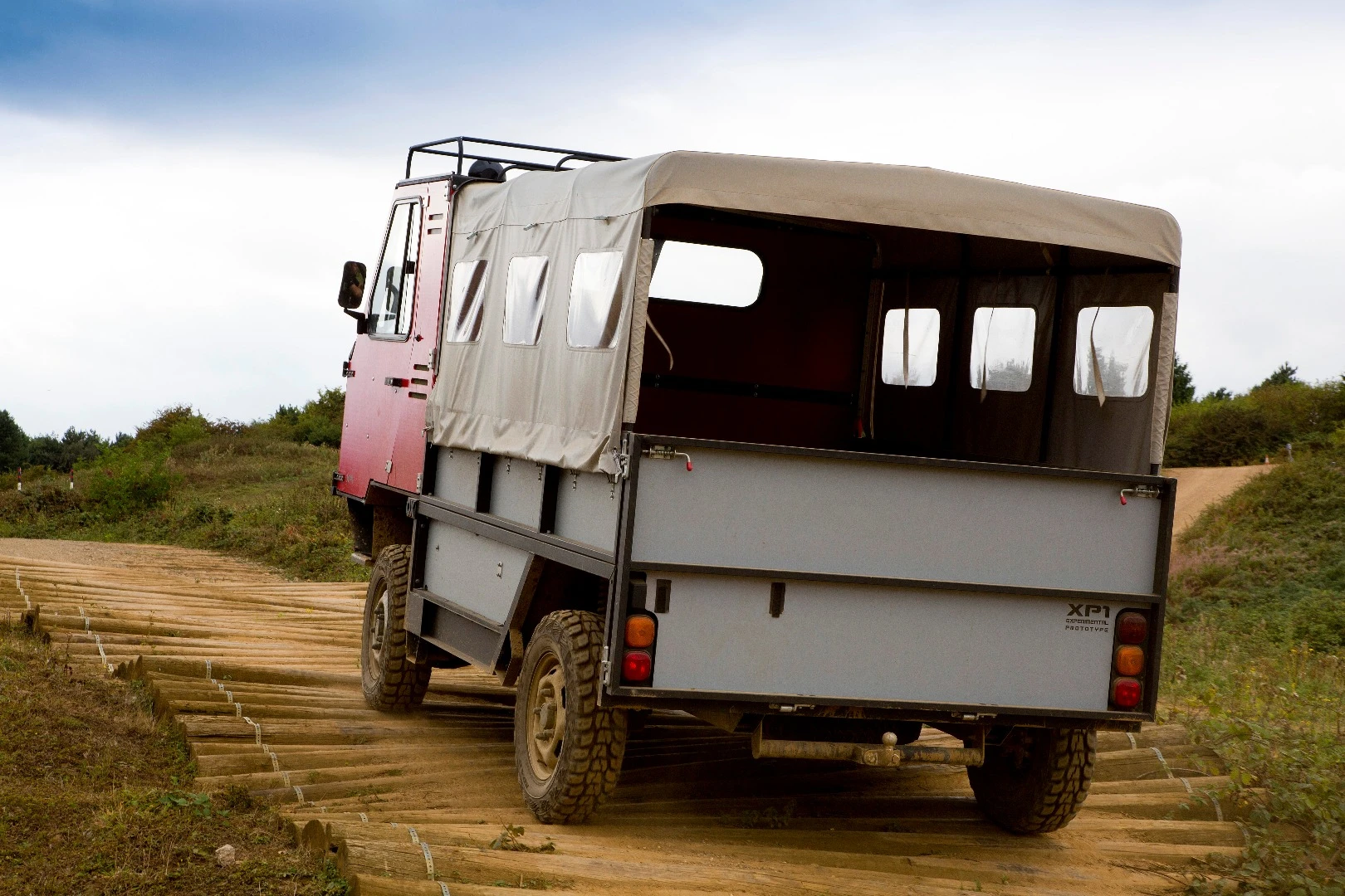 The Ox flat pack truck was conceived as light and durable all-terrain vehicle that, when disassembled, can packed into a shipping container six at a time