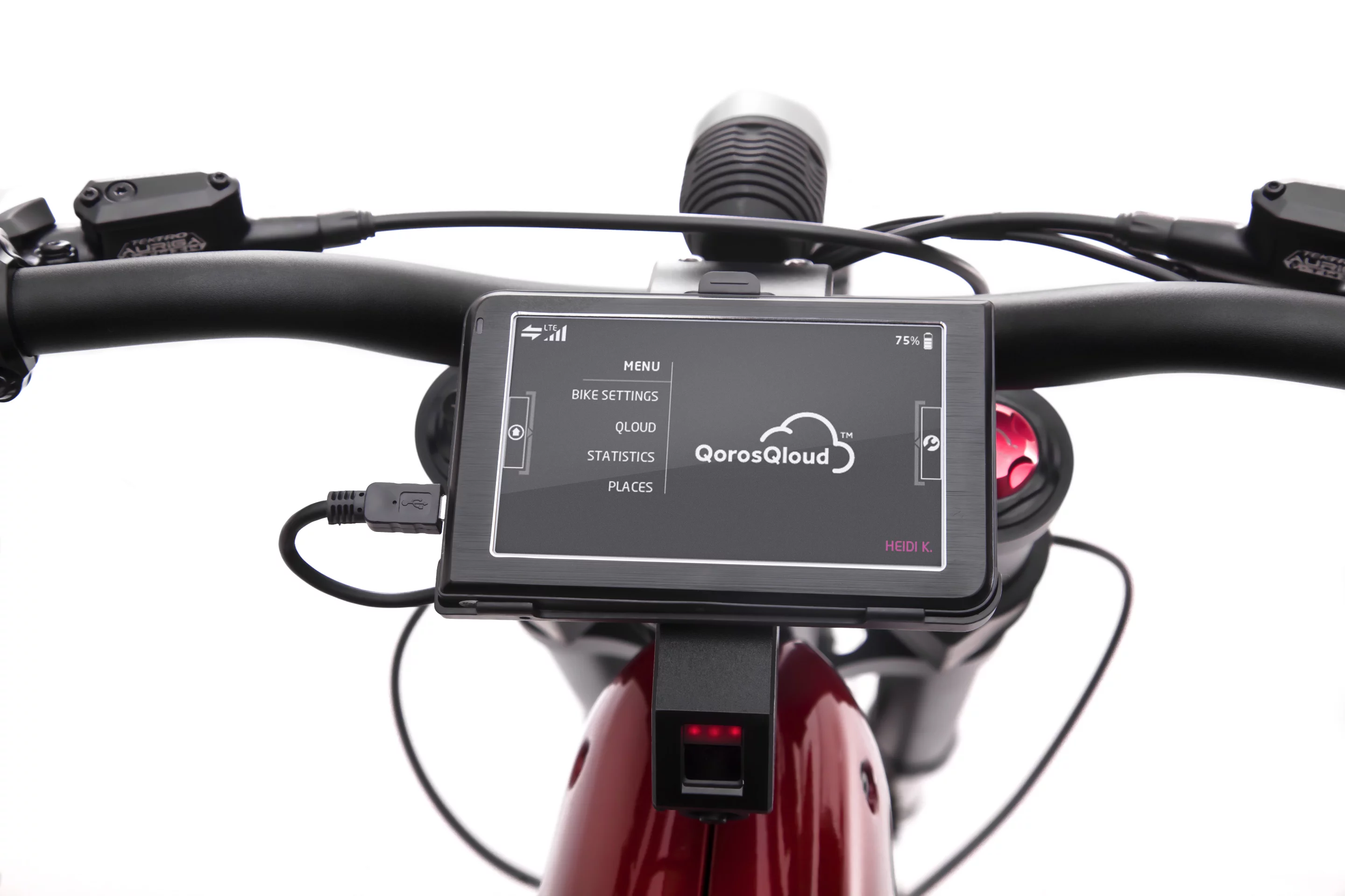 The Qoros eBIQE dashboard is a five inch touchscreen offering a dazzling array of services to the rider