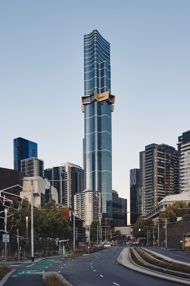 Australia 108 contains 100 floors