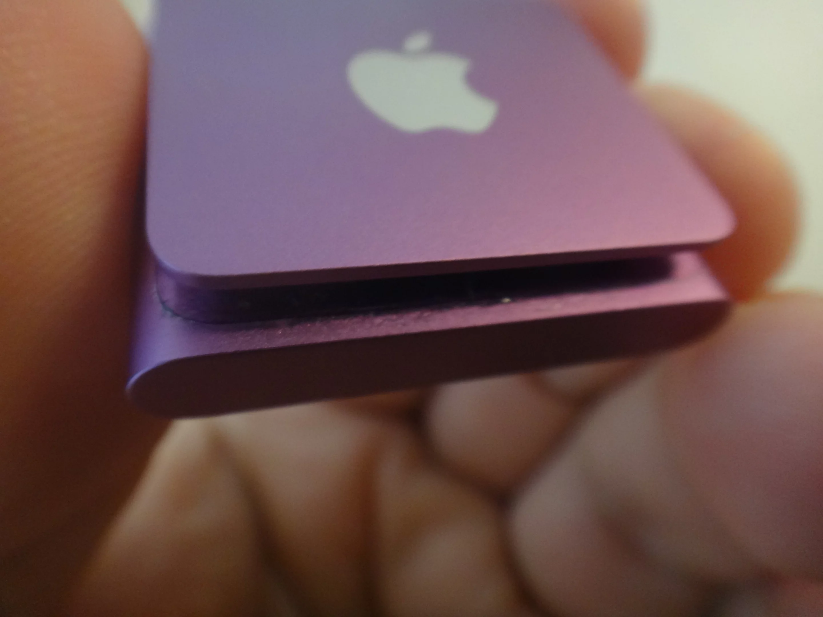 The only outward difference is some clear residue seeping out from the on/off switch and the seams around the clip on the back, but it's barely noticeable