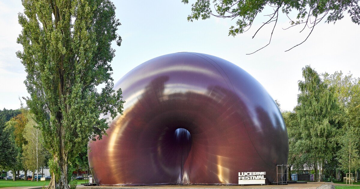 Inflatable Ark Nova concert hall visits Switzerland for festival Inflatable Ark Nova concert hall visits Switzerland for festival