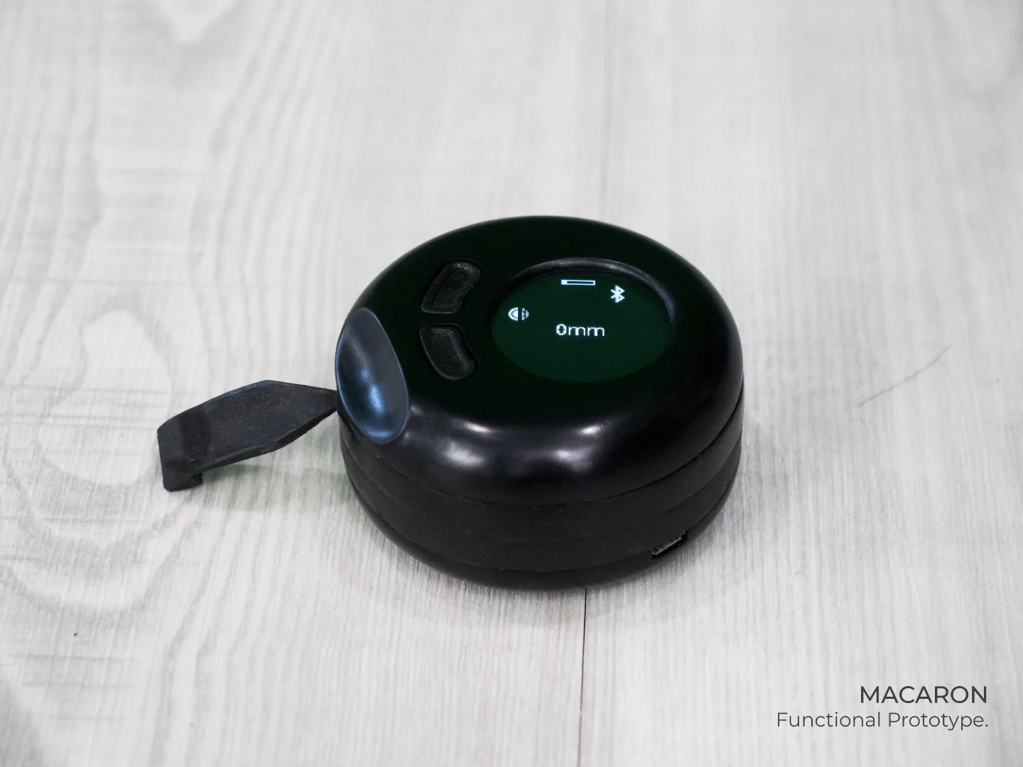 The Macaron is a sleek, small and circular tape measure that pairs with a companion mobile app over Bluetooth