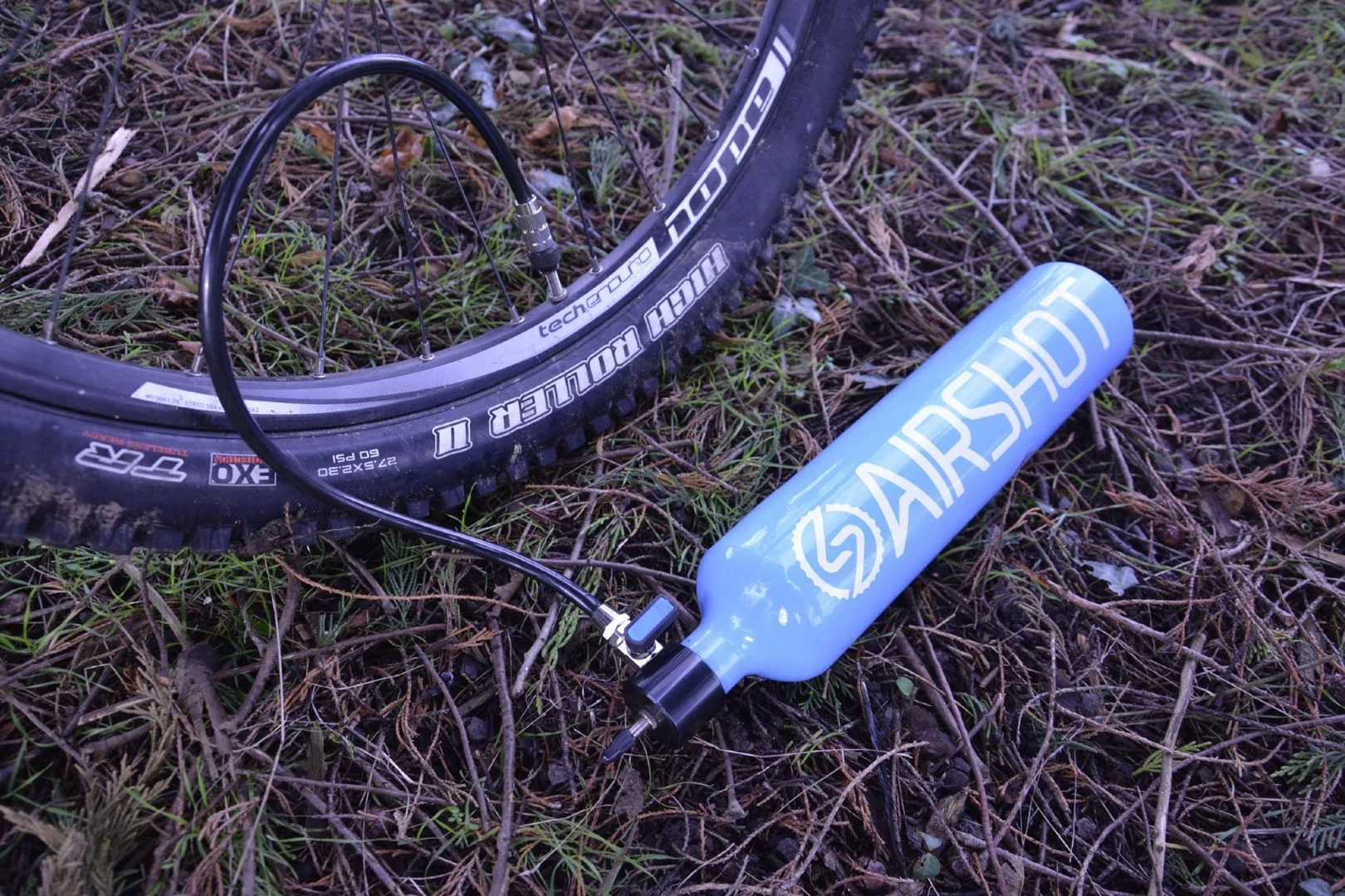 Airshot seats tubeless tires by delivering ... well, an air shot