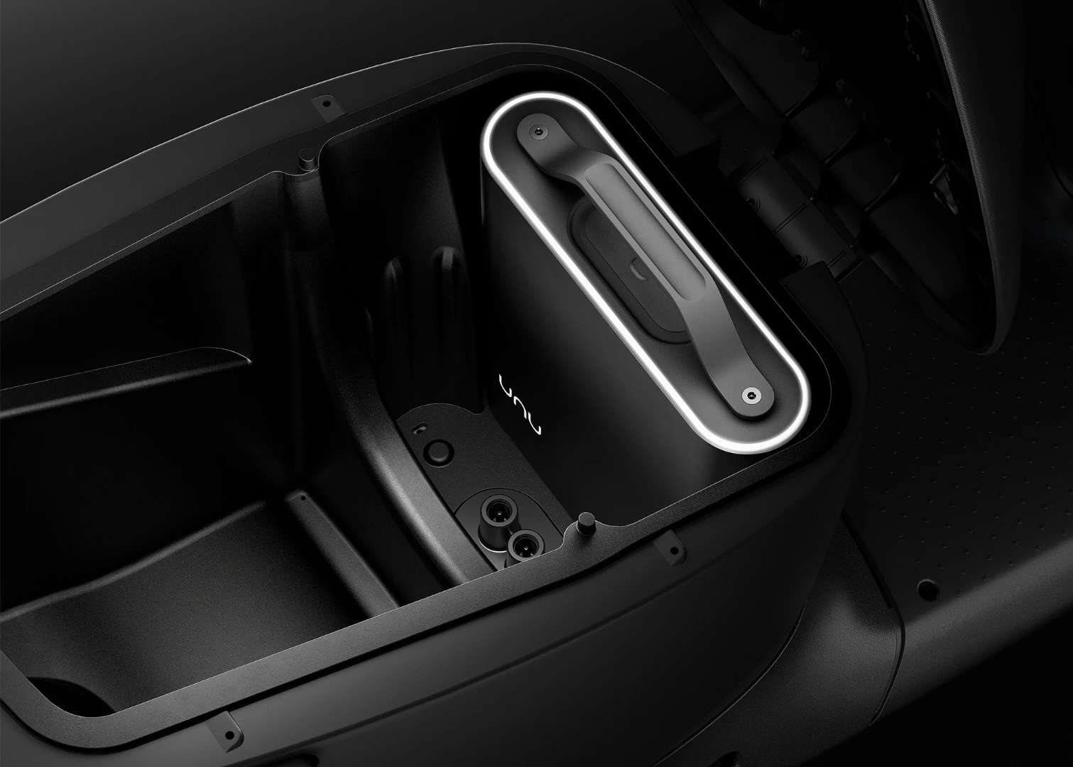 The unu Scooter has a maximum range of 100 km per charge, though two battery packs will need to be slotted under the two person seat for that to happen