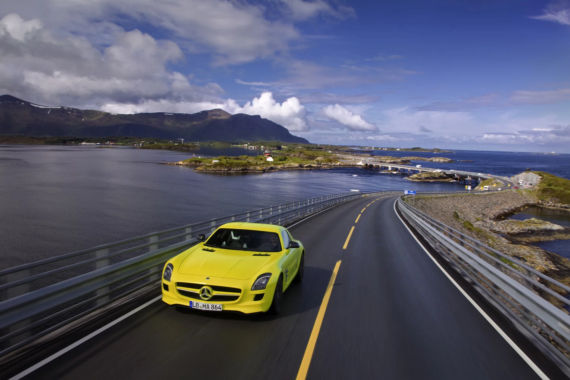 The Mercedes-Benz SLS AMG E-Cell
