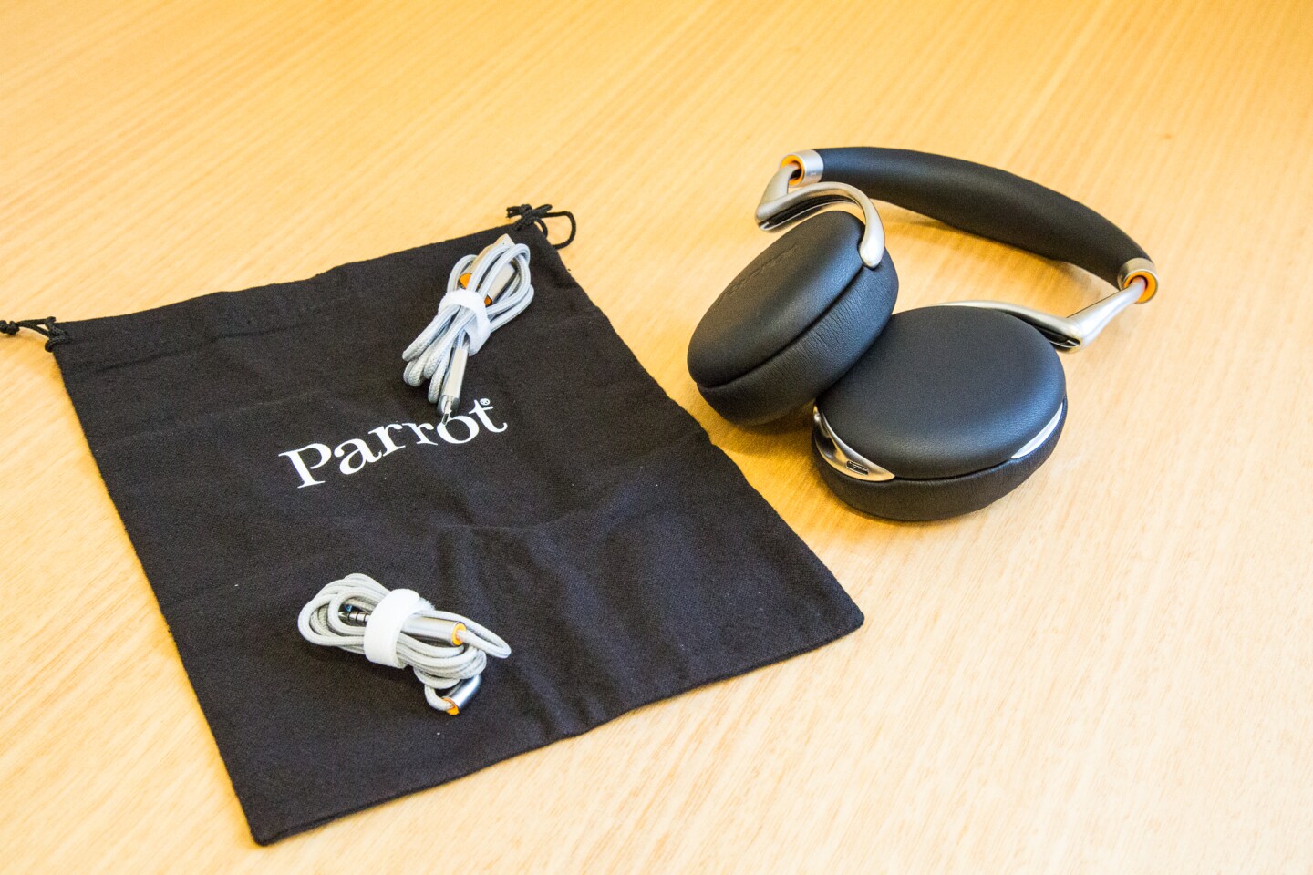 Of its many functions, the noise-canceling capability is probably the Zik 2.0's headline feature (Photo: Noel McKeegan/Gizmag)